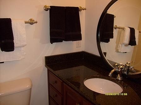5th image of 338 W Freemason St APT 5