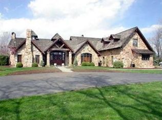 405 Hillside Dr, Sewickley, PA 15143