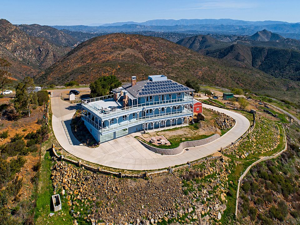 1st image of 9588 Camino Santa Fe