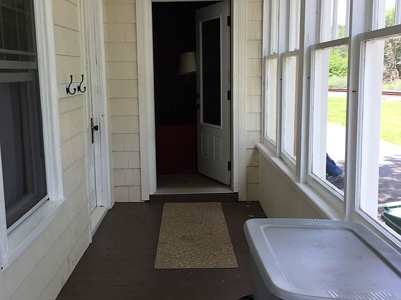Enclosed Porch to main floor