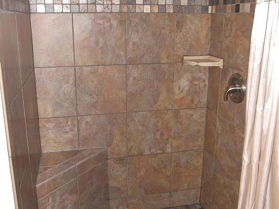 4th image of 4449 Knickel Dr #2-1/2