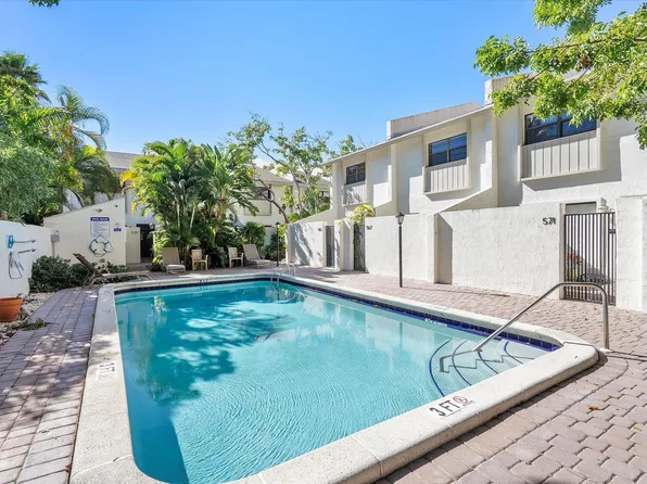 559 NE 7th Avenue #6A, Fort Lauderdale, FL 33301