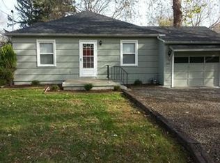 320 N Leavitt Rd, Leavittsburg, OH 44430