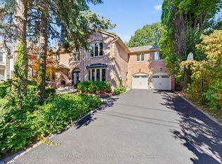 106 Highland Cres, Toronto, ON M2L 1H1