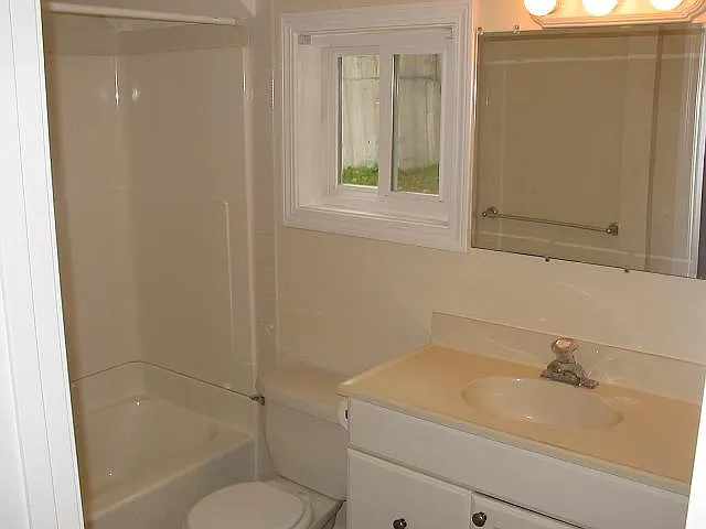 27 Gorham St #1 — Photo 5