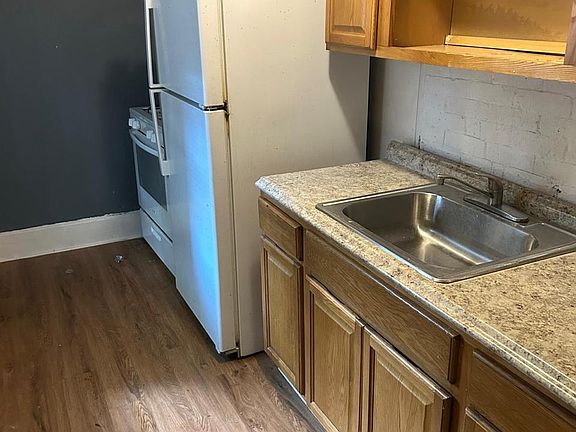 5th image of 3128 N Darien St