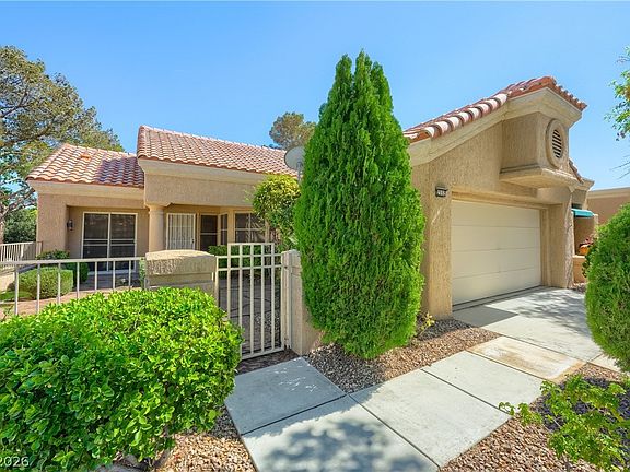 2nd image of 2552 Highvale Dr