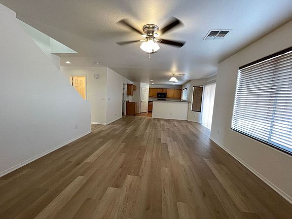 4th image of 3410 S 95th Dr