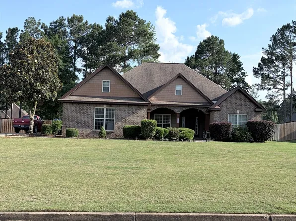 452 Southern Hills Dr, Wetumpka, AL 36093