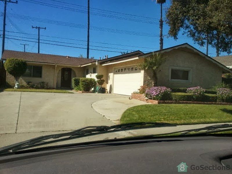 1st image of 1475 Cardigan Ave