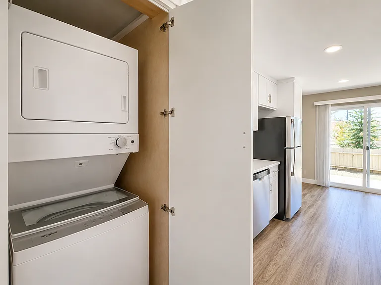 Mocha - 1 and 2 Bedroom Units in Escondido — Photo 22
