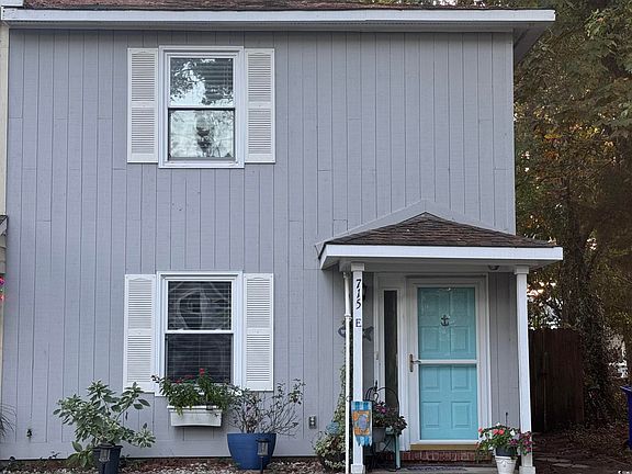2nd image of 715 Pine Dr. N #E