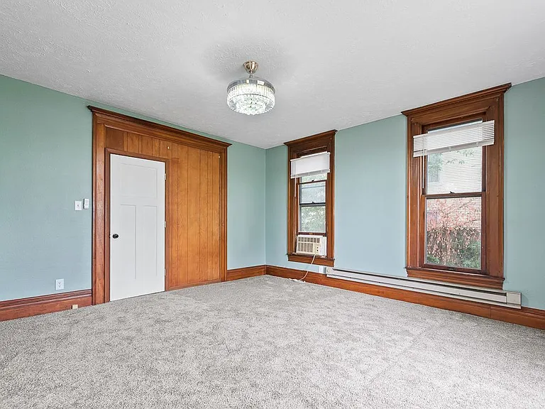 433 S Main Ave — Photo 14