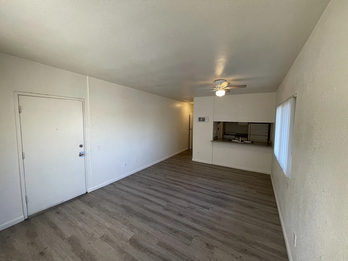 Building Photo - 4216 50th St #7