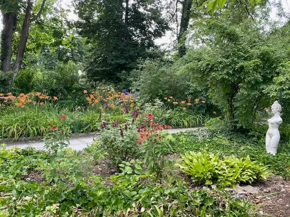 74 Sherman Place image 46 of 50