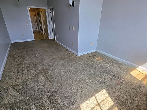 4th image of 256 State St #306