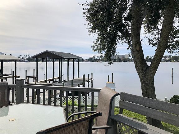 2nd image of 6311 Palm Ct
