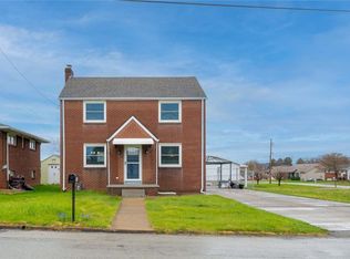 1709 Wood St, Latrobe, PA