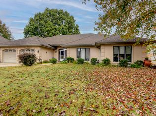 1429 Pointe Royale Dr, Branson, MO 65616