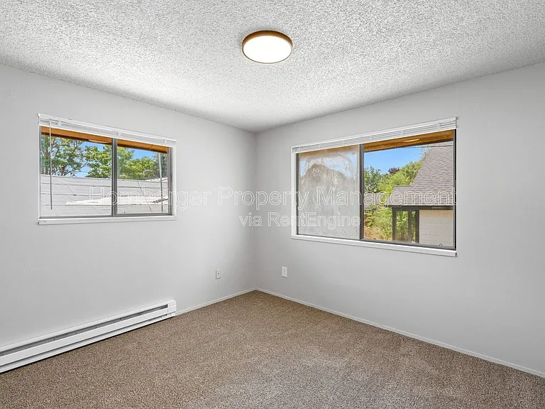 2628 E Wellesley Ave #1 — Photo 10