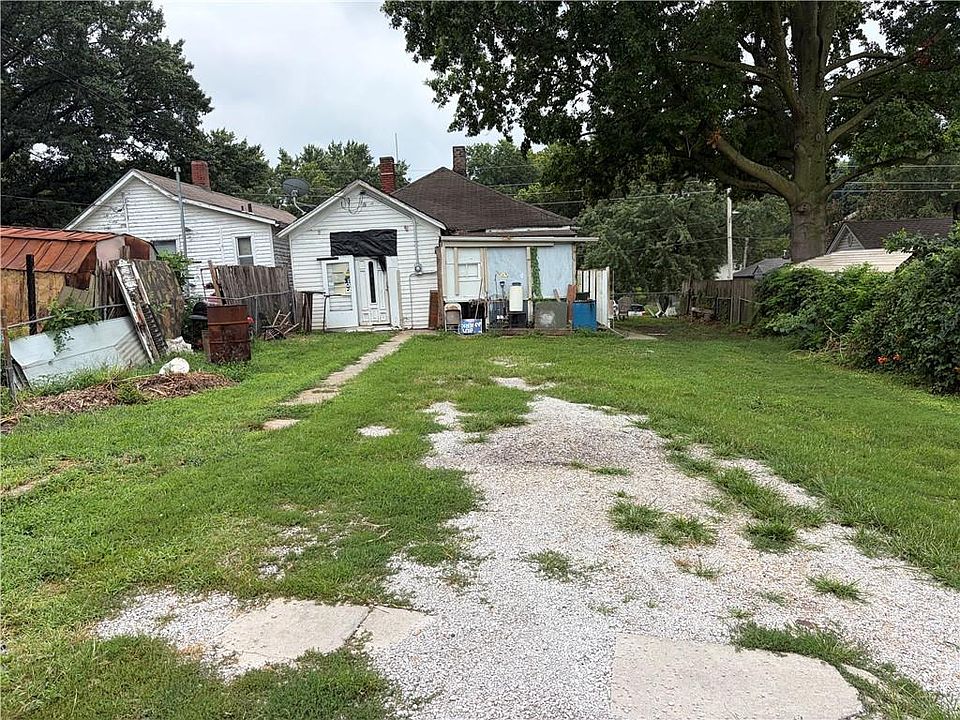 2nd image of 778 Spruce St