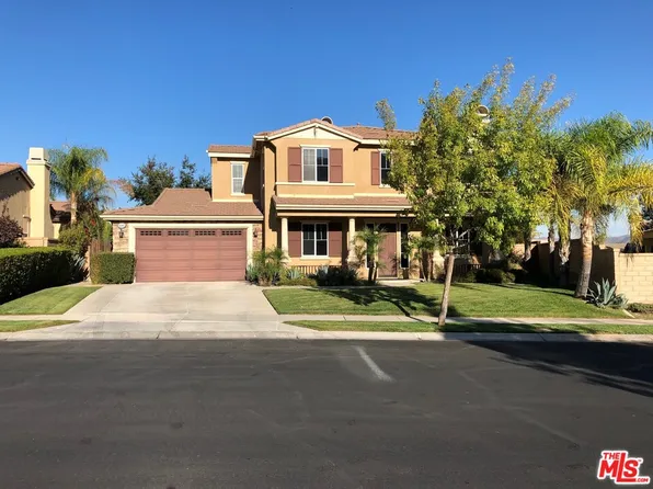 8394 Renwick Dr, Corona, CA 92883