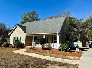 2118 Deer Run Cir, Tifton, GA 31793