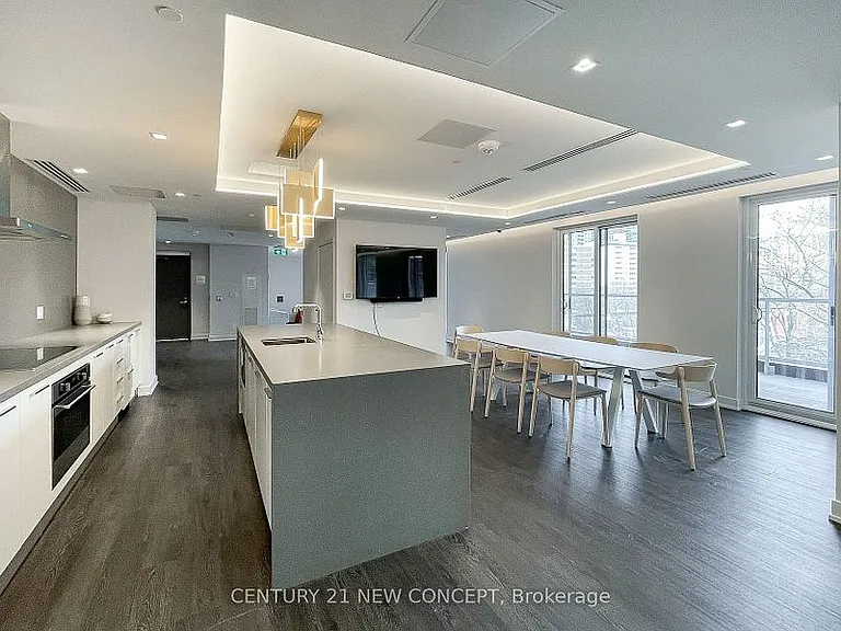 3 Gloucester St #901 — Photo 9