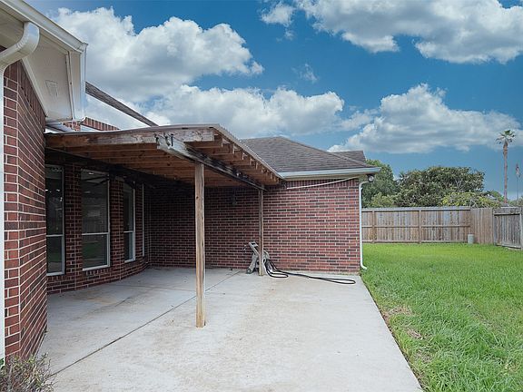 5th image of 2407 Hanston Ct #2407