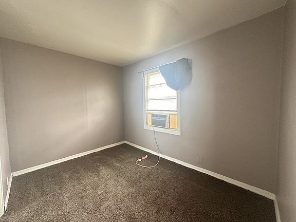 5th image of 851 Hawthorne Ave