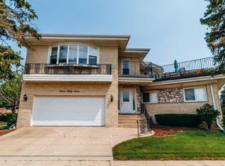 757 N Northwest Hwy #1, Park Ridge, IL 60068