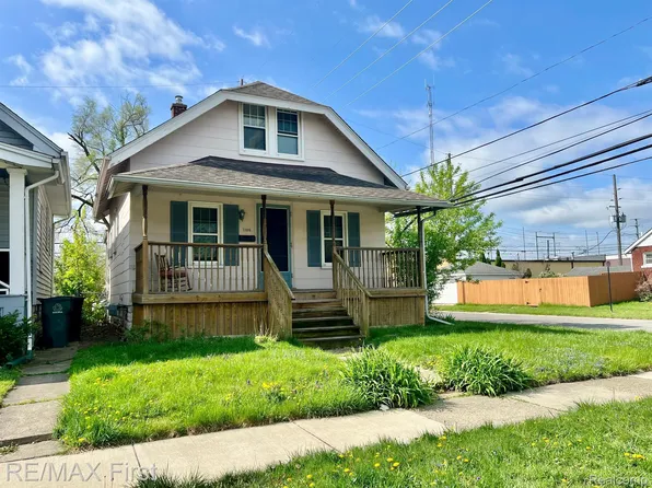 1106 E Troy St, Ferndale, MI 48220