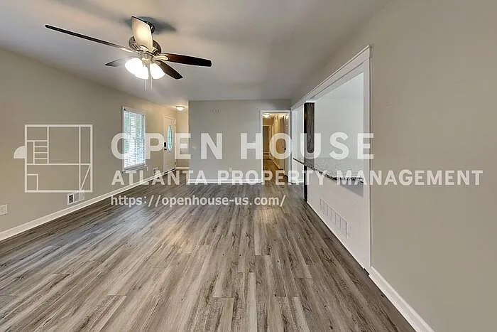3 bed, 2.0 bath, 2120 sqft, $1,900 — Photo 4