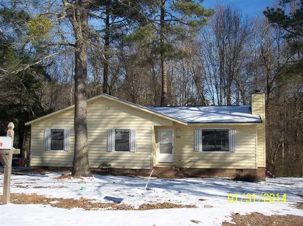 709 Burgess Cir, Broadway, NC 27505