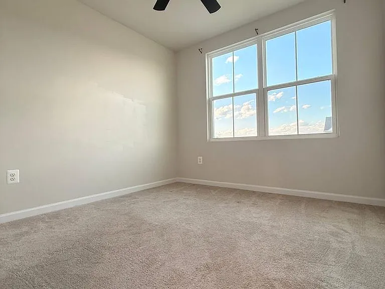 14 Snickers Ct — Photo 10