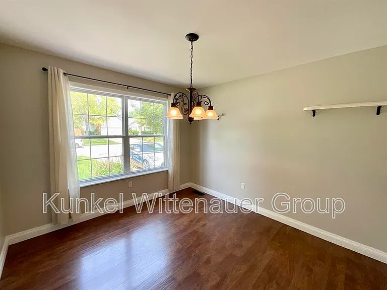 320 Ring Of Kerry Dr — Photo 10