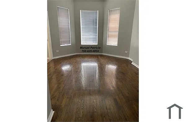 Building Photo - 7314 S Kenwood Ave #2