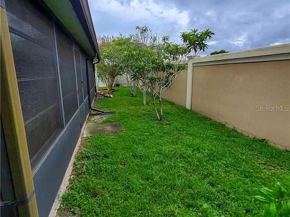4th image of 222 Gemwood Ct