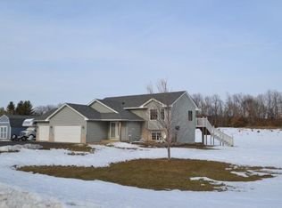 23591 Mackenzie St NE, Stacy, MN 55079