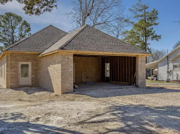 303 Hogan Ave, Monette, AR 72447