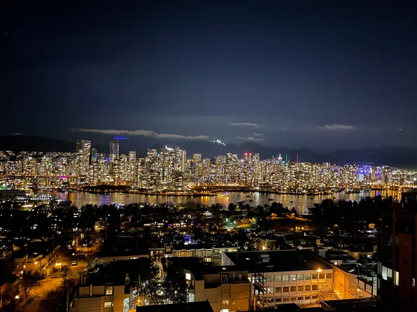 2550 Spruce St #1104, Vancouver, BC V6H 0A8