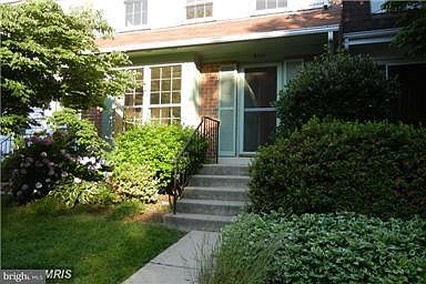 1st image of 6541 Kemper Lakes Ct