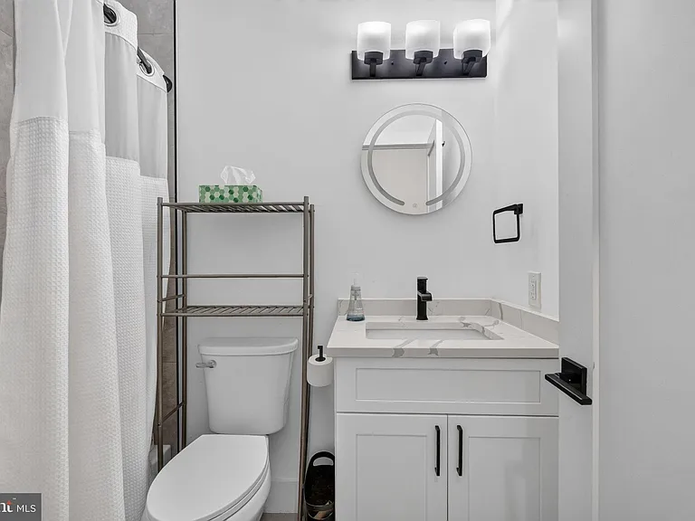 927 Kennedy St NW #304 — Photo 22