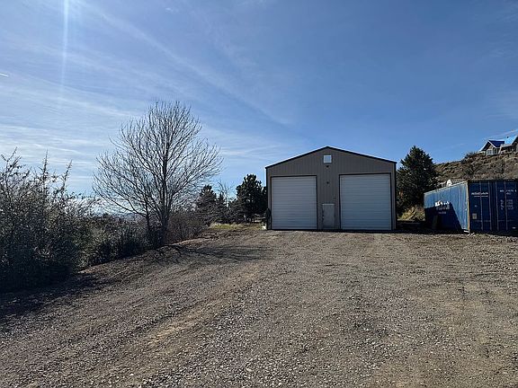 3rd image of 2630 Frontage Rd
