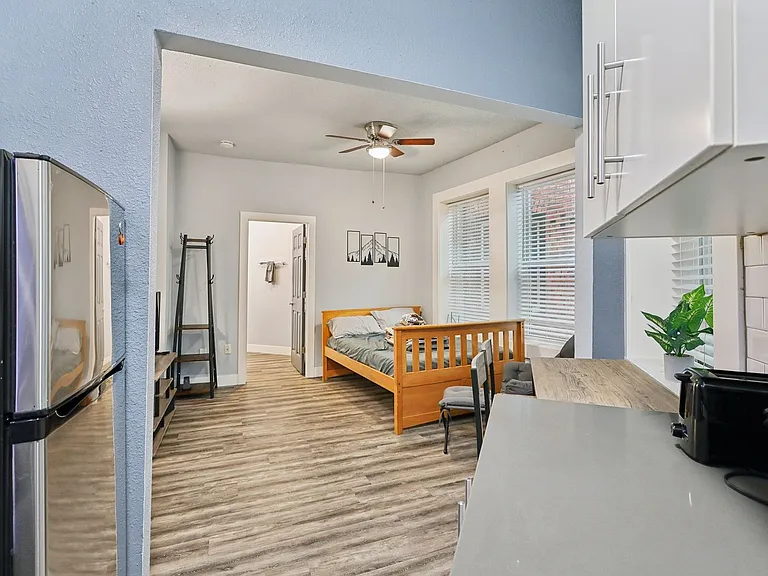 CENTER VIEW APARTMENTS- LIVE YOUR BEST LIFE HERE! — Photo 51