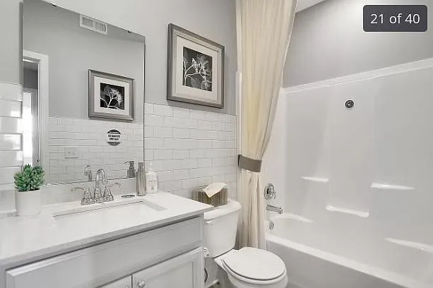 1149 Sunderland Dr #1 — Photo 18