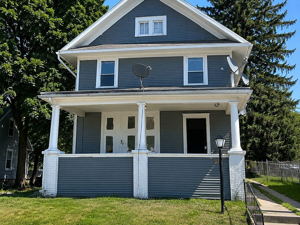1st image of 905 S State Ave