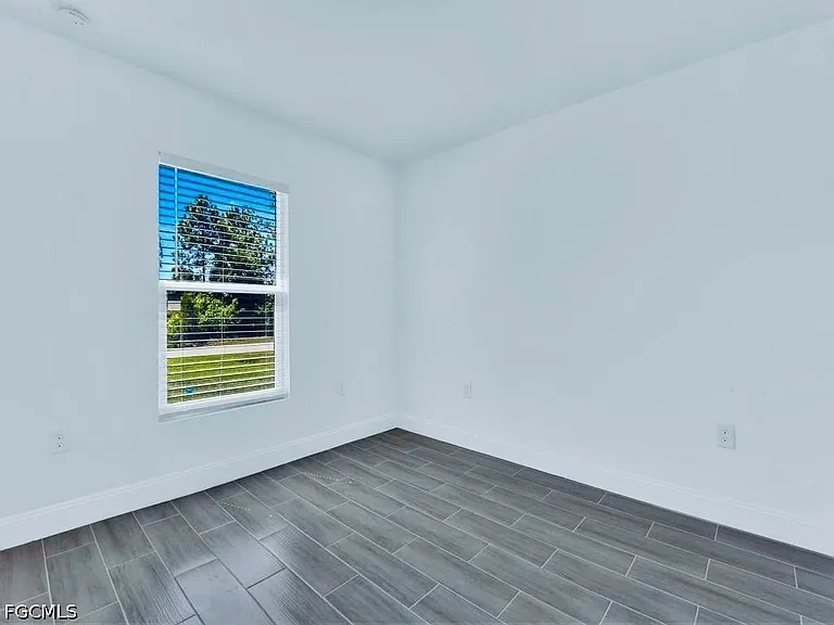 849 Bedford Dr — Photo 16