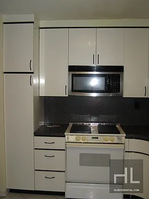 Rented by Highline Residential | media 9