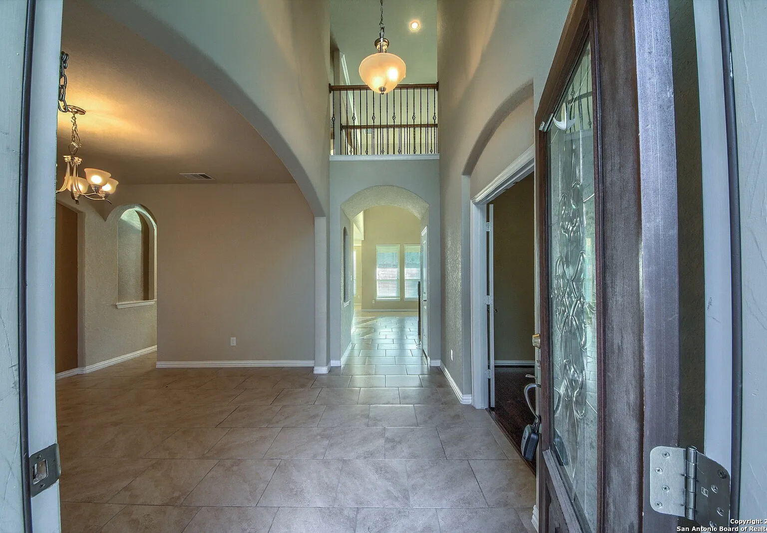 4 bed, 3.5 bath, 2889 sqft, $2,500 — Photo 3